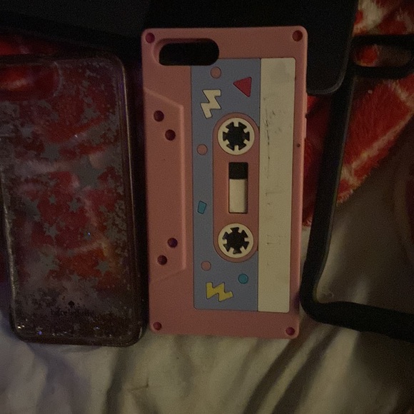 iPhone 8plus cases all need Barley used - Picture 4 of 6